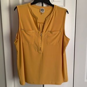 Anne Klein Sleeveless Knit Top Size XL Gold